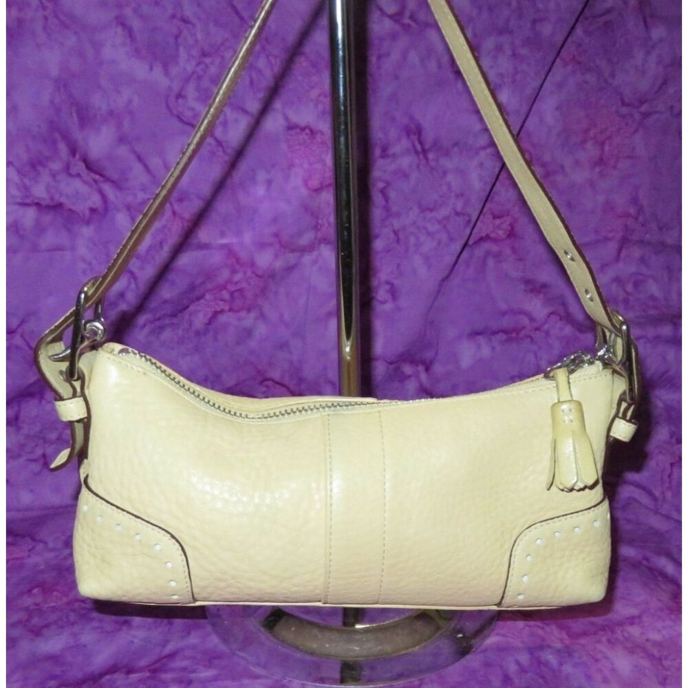Coach 2004 Vintage Hampton pebbled leather demi baguette shoulder bag 5052